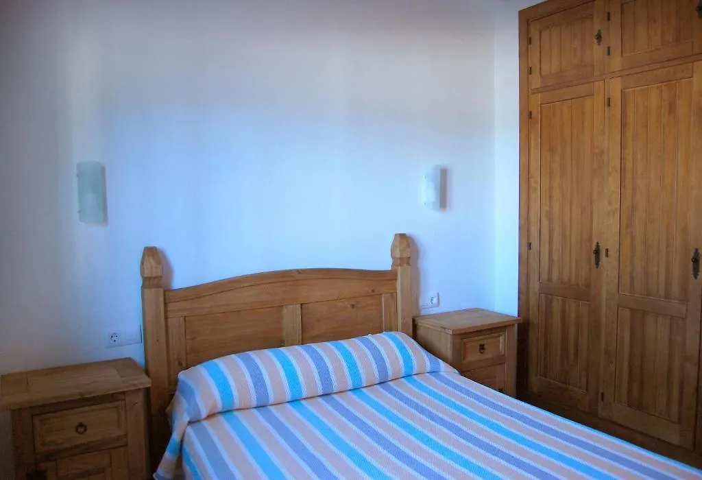 Residencial La Teja Apartment Zahora